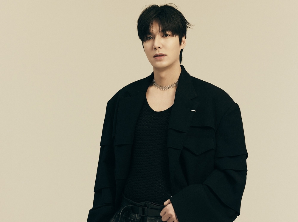 large_0_501aa32b_0cfd_4eb7_8f2