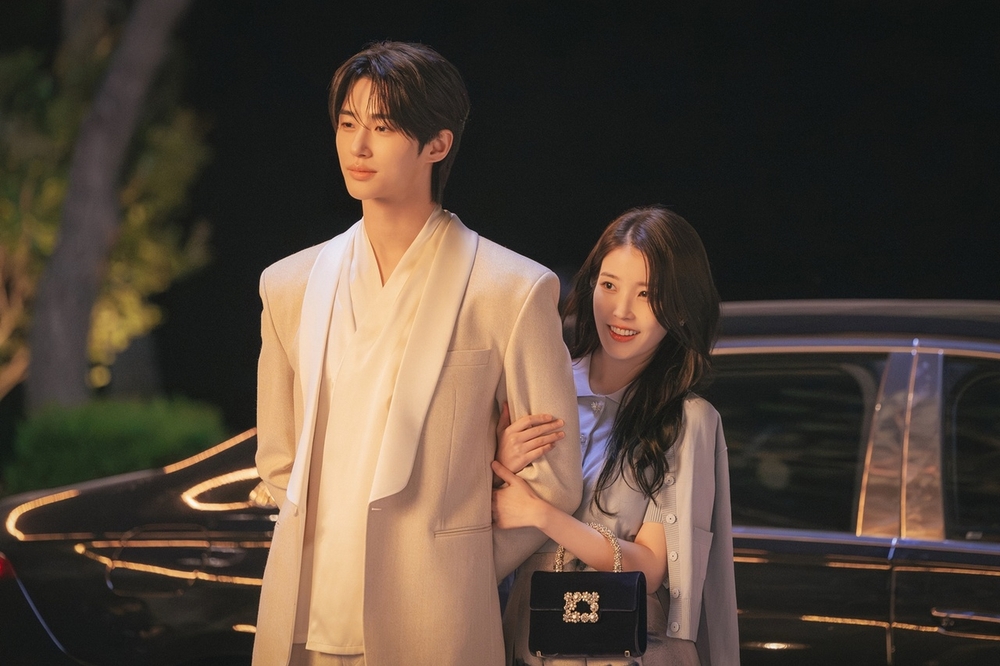 IU to drop EP 'The Winning' on Feb. 20 after 'Love wins all' hits