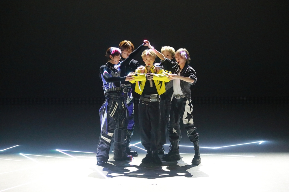 China's K-pop band hopes to follow in BTS's footsteps | Celeb