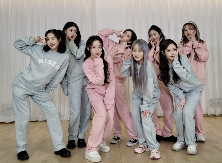 K-POP・アジア LoveYourself 50%OFF Sserafim Le K-POP・アジア K-POP・アジア - K-POP