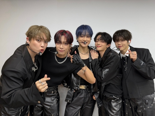 Gyehyeon | Celeb Confirmed