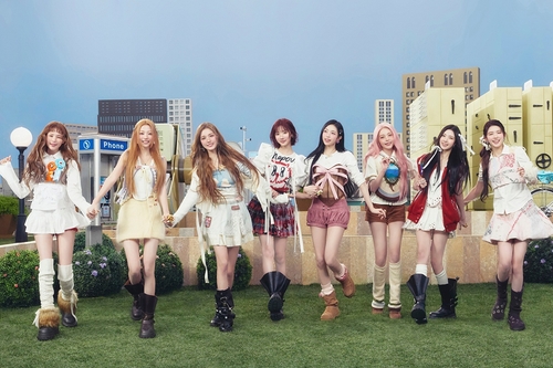 J-pop slowly dies as K-pop takes its place | Celeb Confirmed