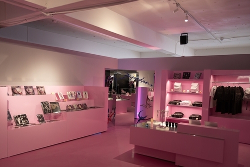 aespa 'Armageddon' pop-up brings band's virtual world to life